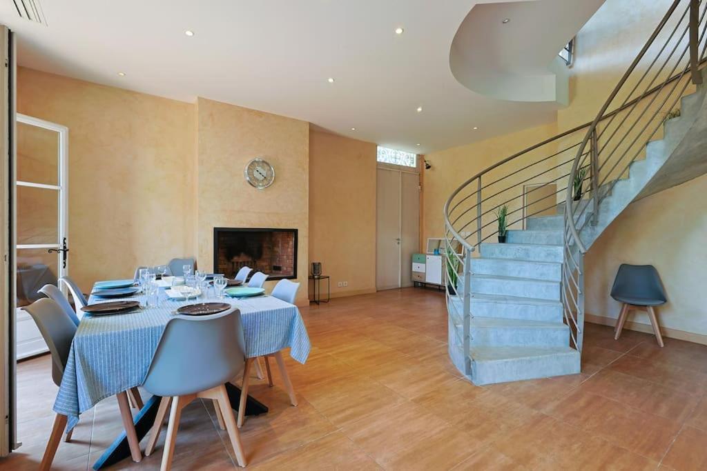 Maison De Maitre Centre Ville Hyères Extérieur photo